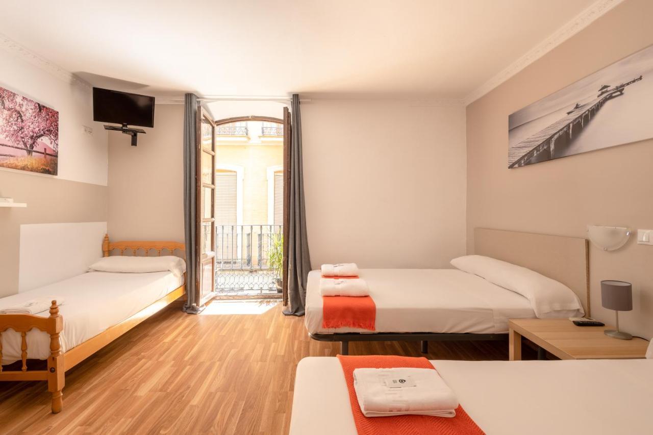 Pension Zacatin Granada Bagian luar foto