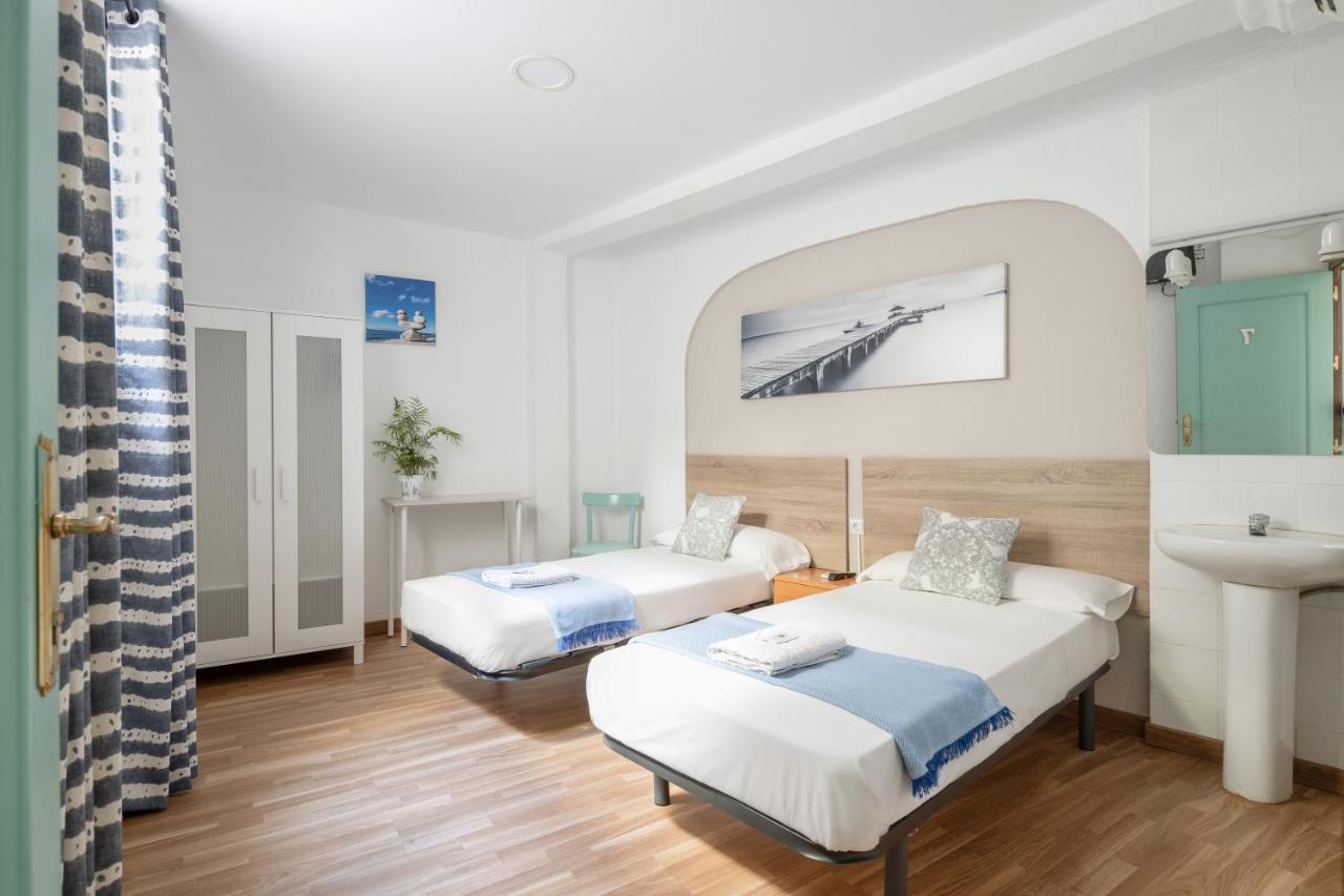 Pension Zacatin Granada Bagian luar foto