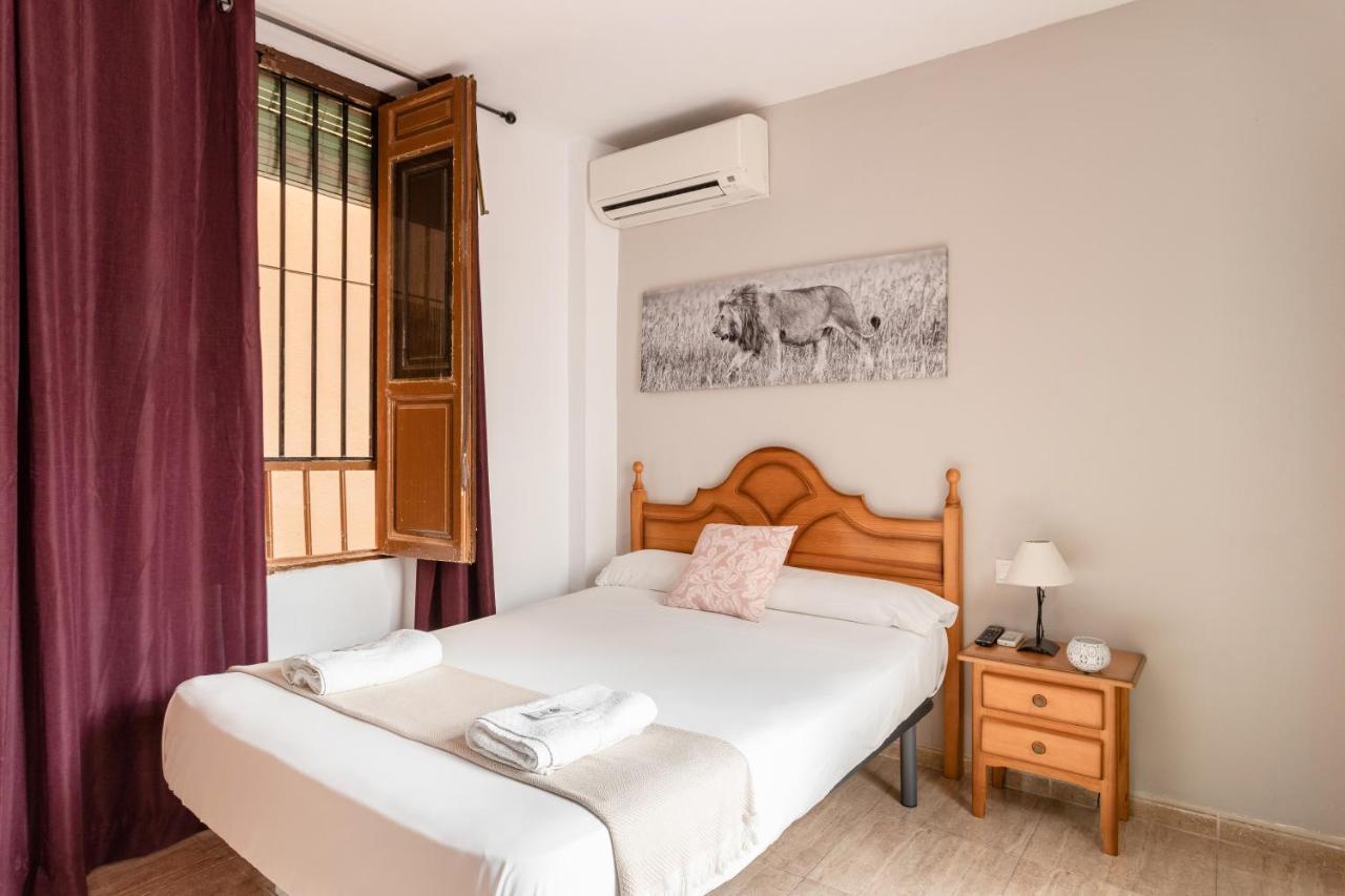Pension Zacatin Granada Bagian luar foto
