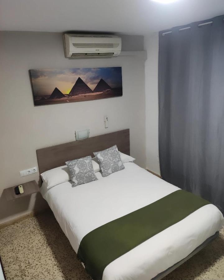 Pension Zacatin Granada Bagian luar foto